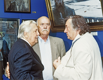 И.С. Глазунов, режиссер С.С. Говорухин и писатель А.А. Проханов в картинной галерее художника