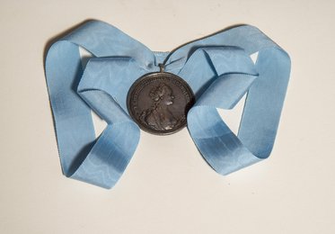 Медаль на вступление на престол императрицы Екатерины II. С.Ю. Юдин, Т.Т. Иванов
