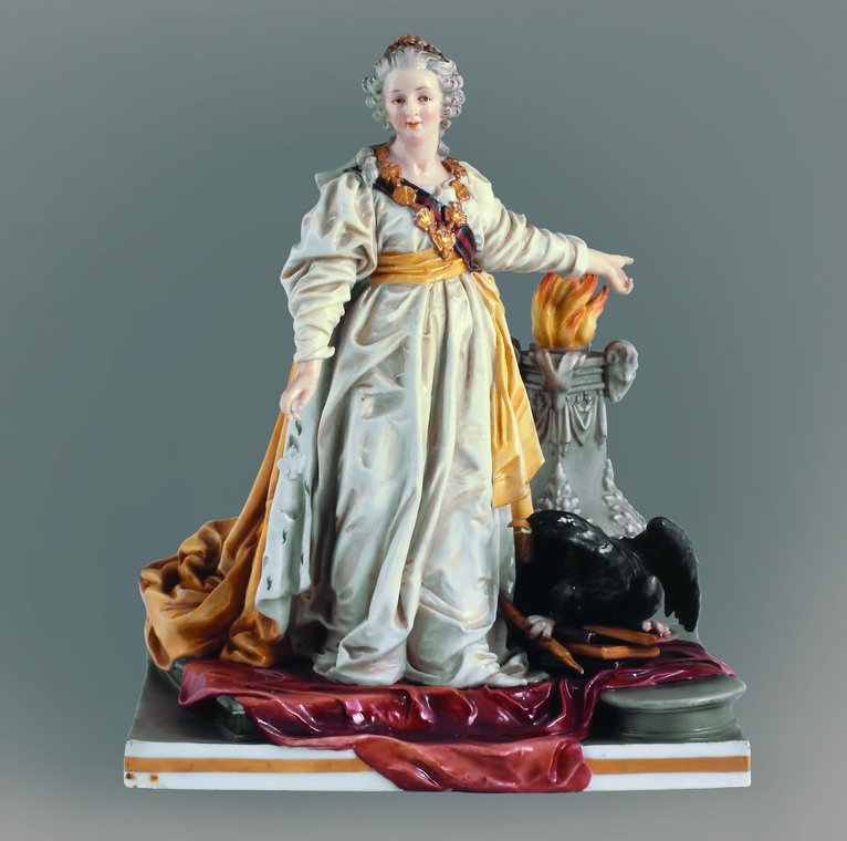 Скульптура «Императрица Екатерина II – законодательница»